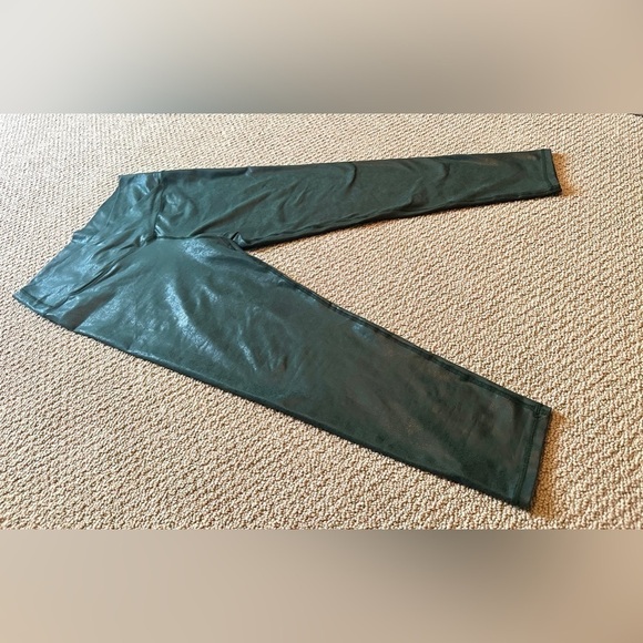 Aerie Offline Crossover Crackle leggings - Picture 4 of 7